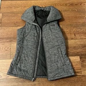 The North Face small gray vest- EUC - warm
